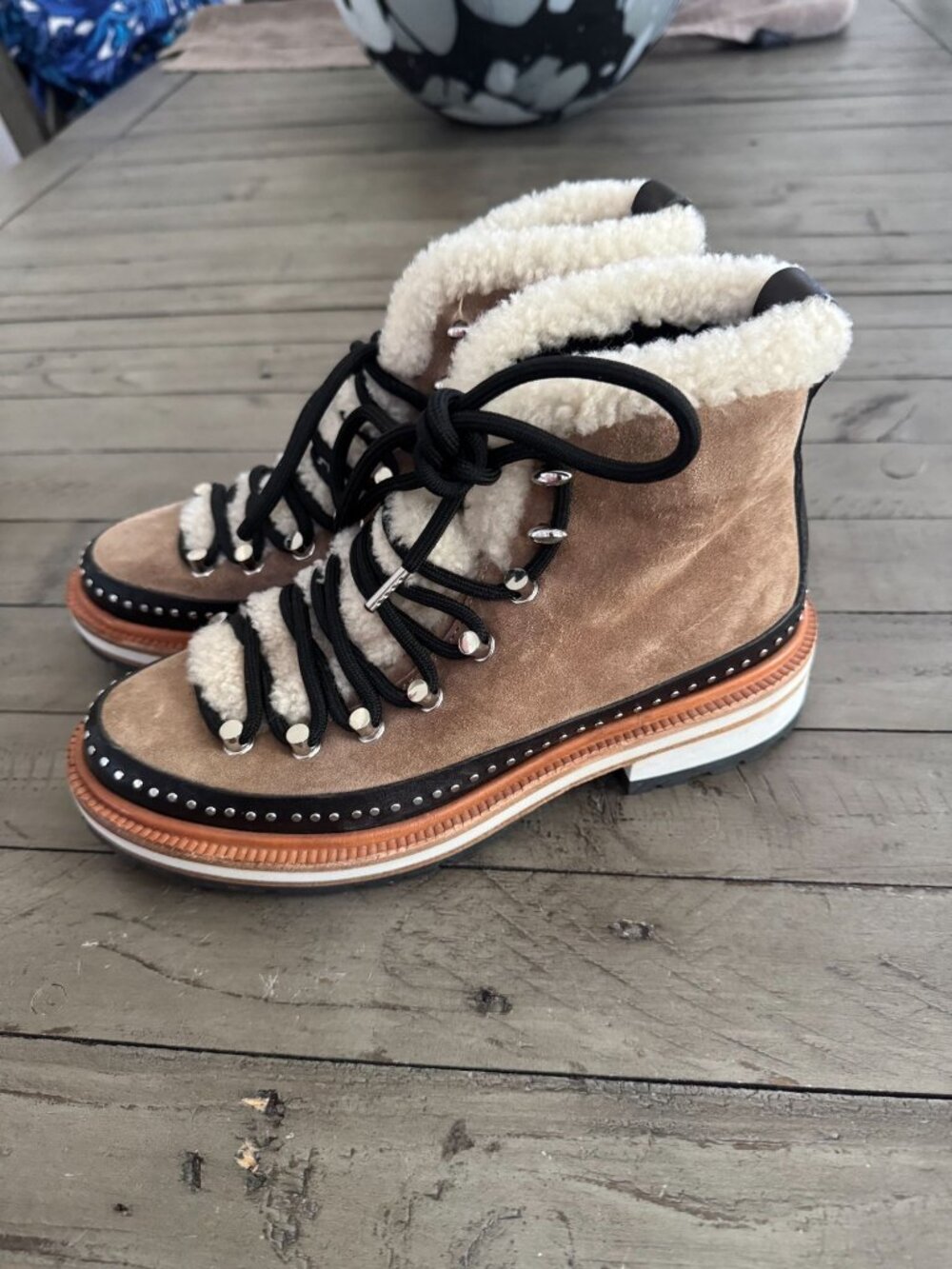 Rag & Bone Compass Boots Camel Suede Shearling Sneakers Size 35 5